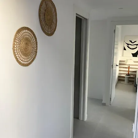 - 1r Piso Apartment