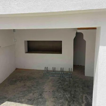 Apartment - 1r Piso