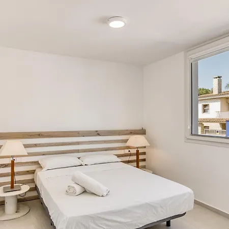 - 1r Piso Apartment *