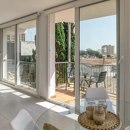 Appartement En - 1er Pis *